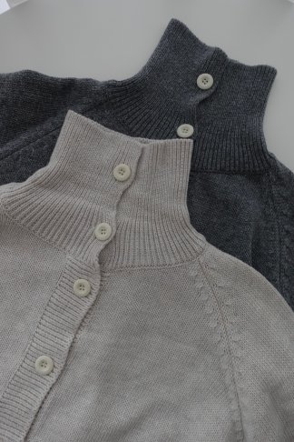 翻領立領兩穿針織衣