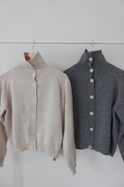 翻領立領兩穿針織衣