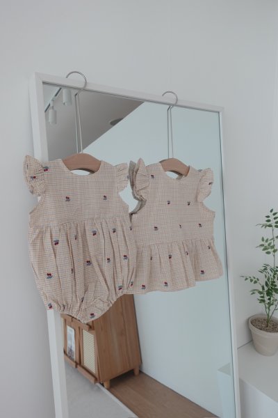櫻桃刺繡blouse/包屁衣